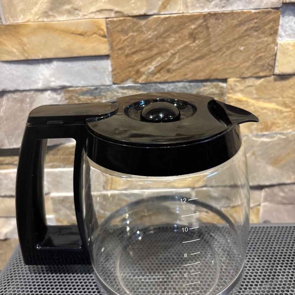 Cuisinart Black Coffee Carafe with Glass Body